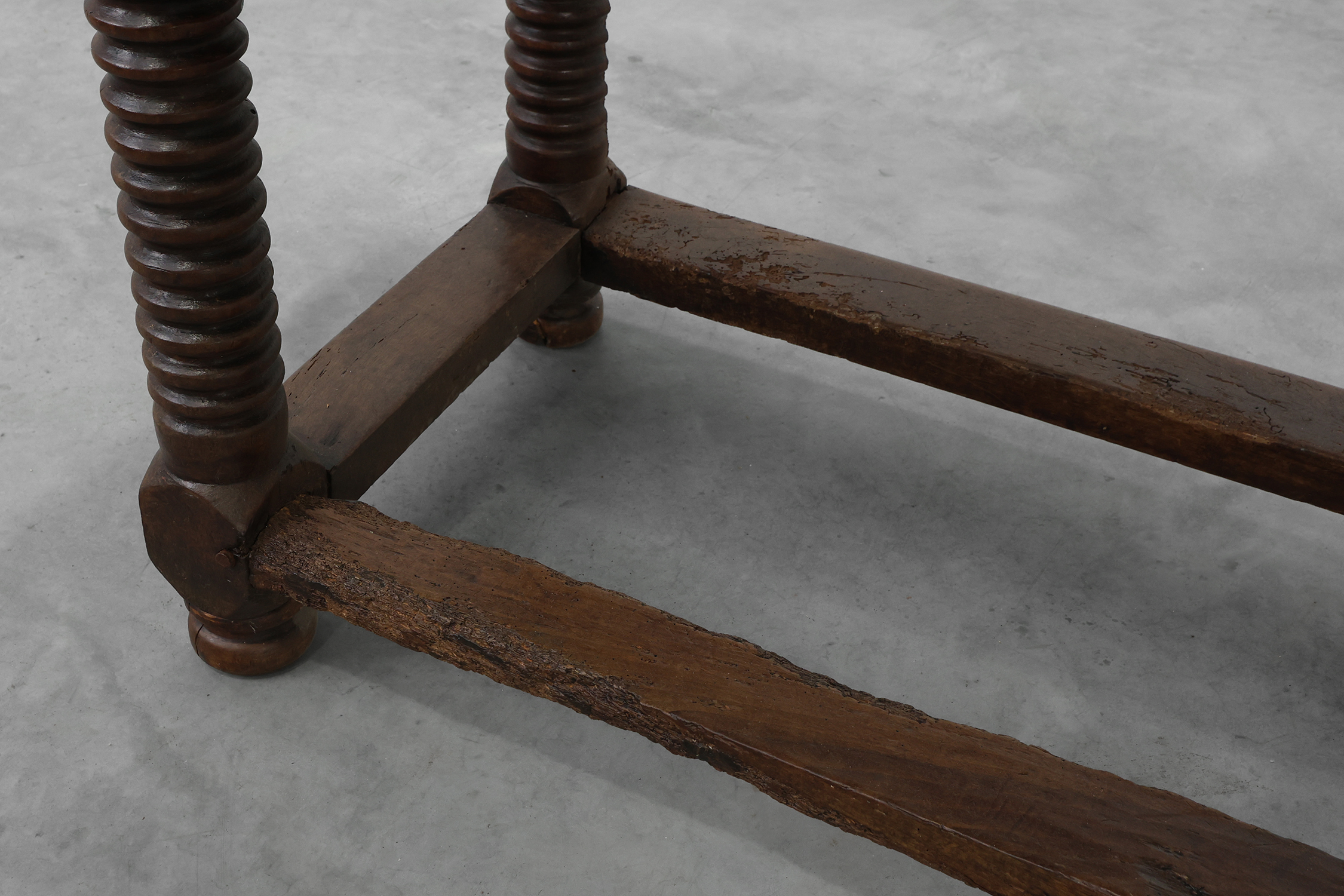 Spanish Oak Side Table or Console, 17th Centurythumbnail